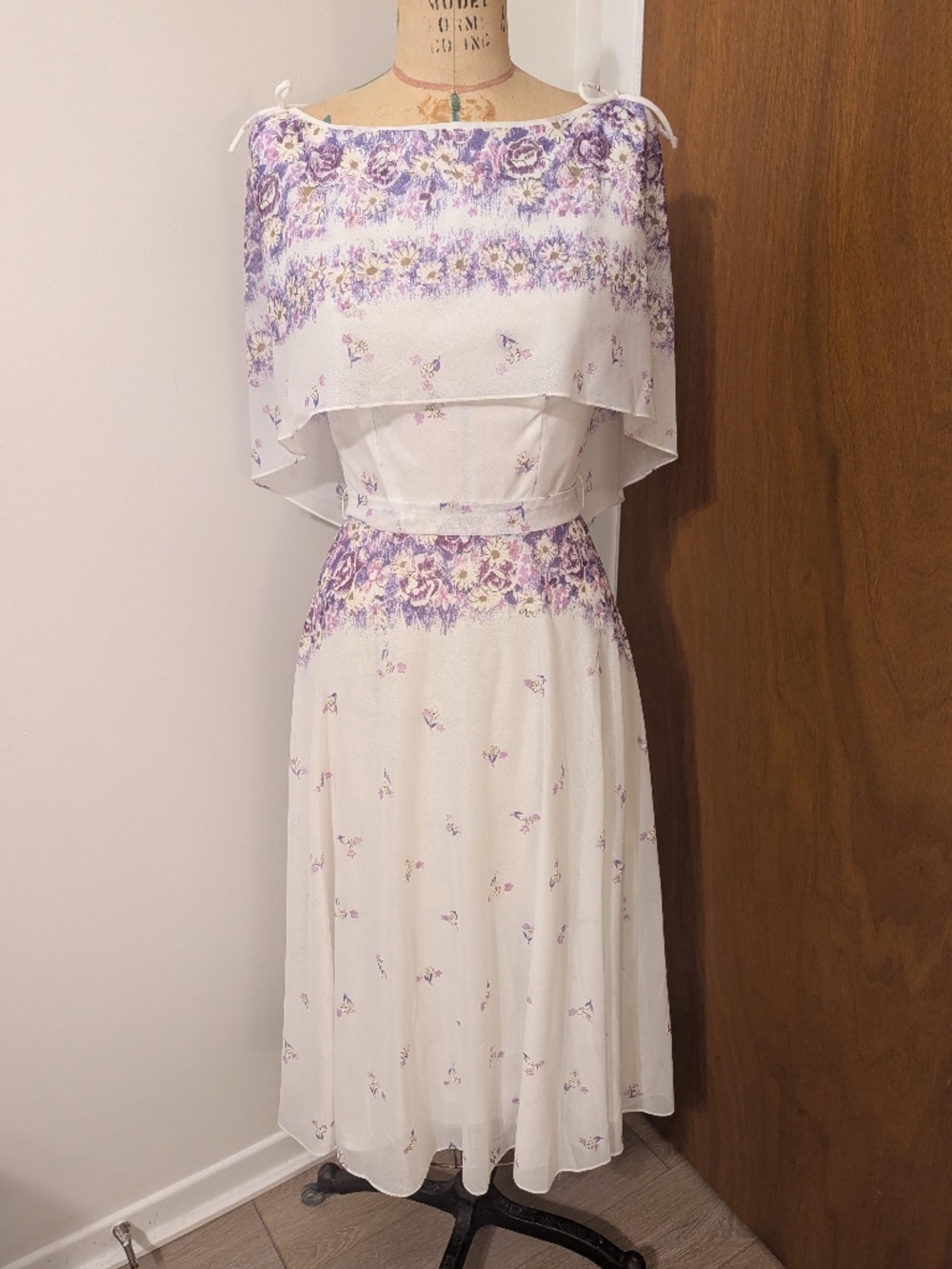 Gorgeous 1970's Cottage Core Dress with Integrated Shawl